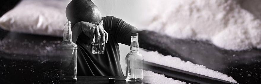 Resaca de coca y alcohol: efectos, síntomas y tratamiento