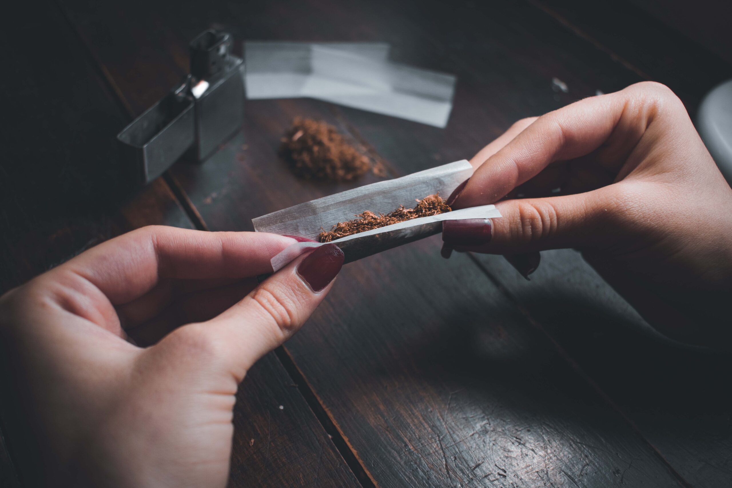 como liar cigarros manualmente